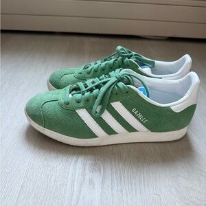 adidas Gazelle Sneakers - Green - Size US Mens 7.5